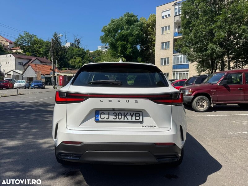 Lexus Seria NX