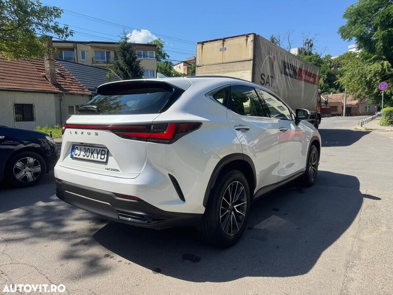 Lexus Seria NX