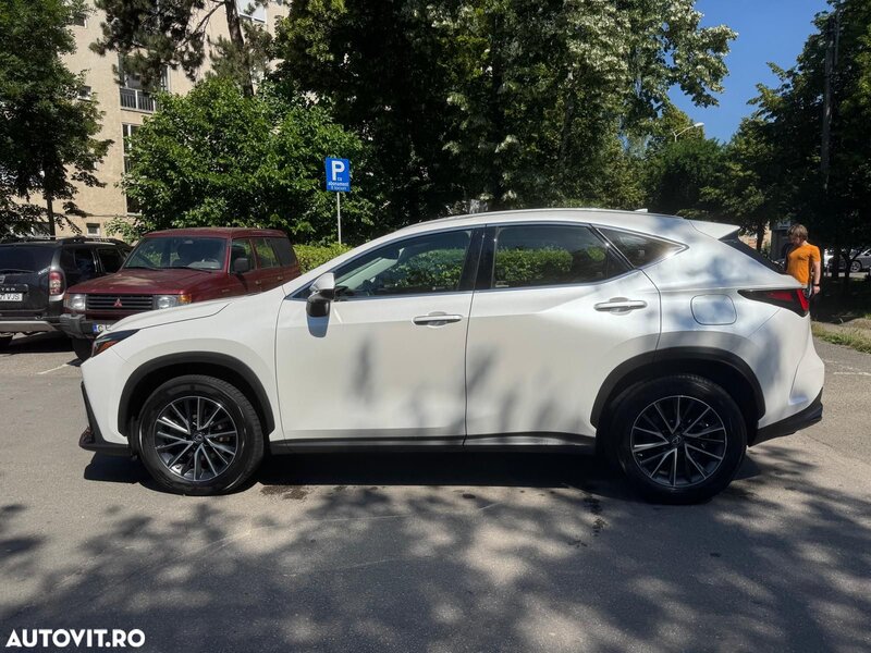 Lexus Seria NX
