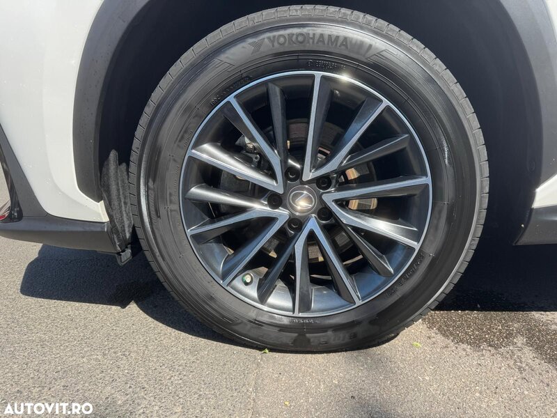 Lexus Seria NX
